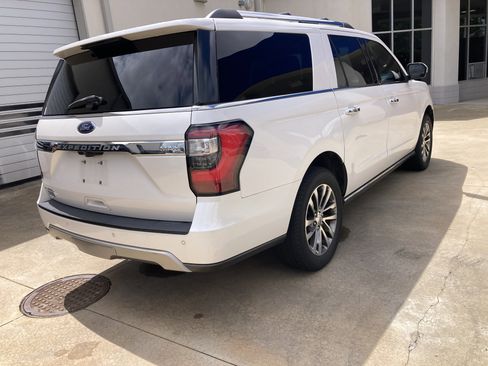 Used 2018 Ford Expedition Max Limited w/ Equipment Group 301A RWD image 2