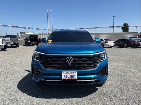 Used 2025 Volkswagen Atlas Cross Sport SEL Premium R-Line AWD/4WD image 2