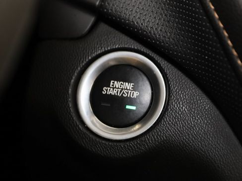 Used 2021 Chevrolet Equinox Premier image 33