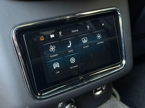 Used 2023 Bentley Bentayga Speed image 38