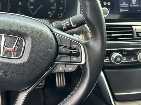 Used 2022 Honda Accord Sport image 18
