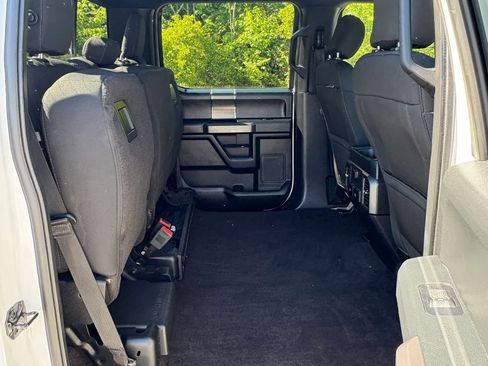 Used 2018 Ford F150 XLT w/ Equipment Group 302A Luxury AWD/4WD image 48