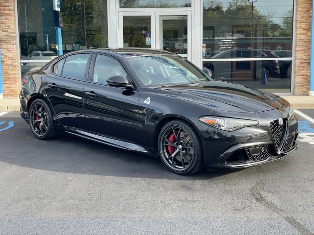 Used 2021 Alfa Romeo Giulia Quadrifoglio RWD image 1