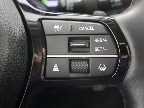 Used 2023 Honda Pilot Elite image 12