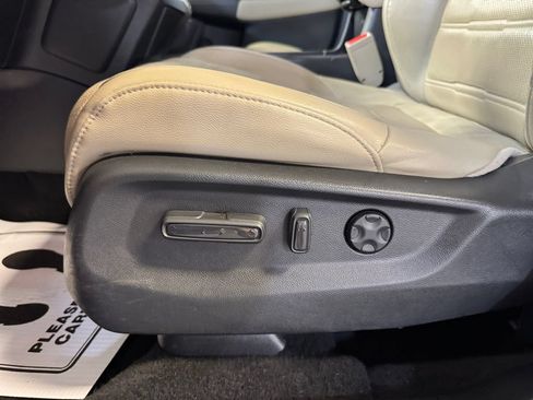 Used 2019 Honda CR-V EX-L image 13