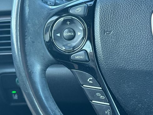 Used 2017 Honda Accord Touring image 33
