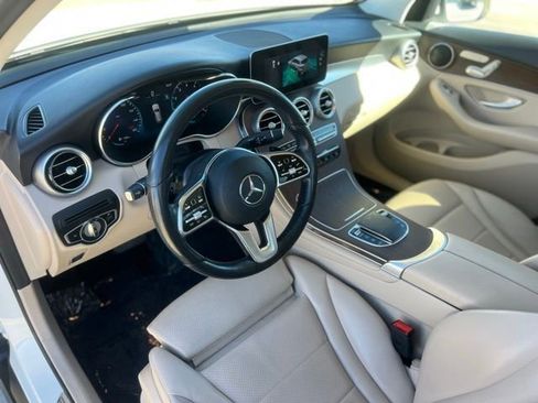 Used 2022 Mercedes-Benz GLC 300 4MATIC w/ Premium Package Lite image 13