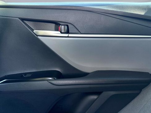 Used 2025 Toyota Camry LE image 15