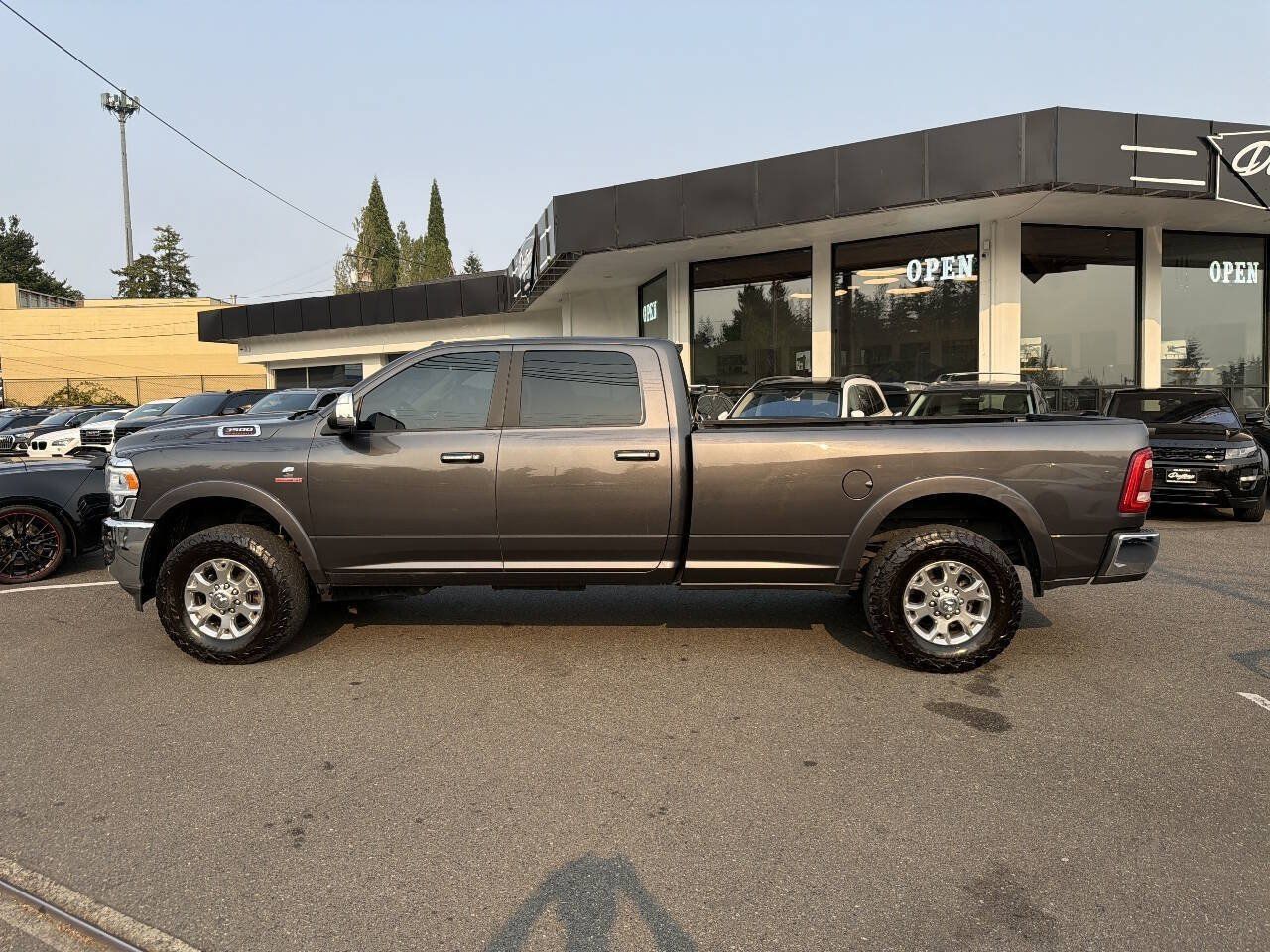 Used 2021 RAM 3500 Laramie AWD/4WD image 4