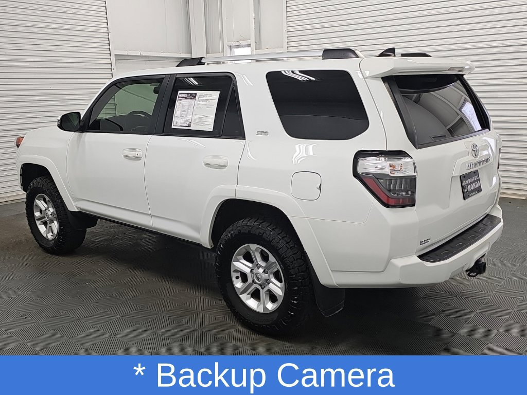 Used 2024 Toyota 4Runner SR5 Premium w/ Moonroof Package RWD image 7