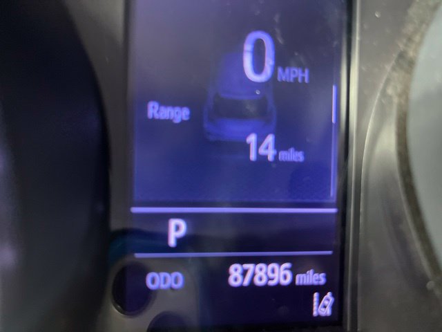Used 2020 Toyota C-HR LE FWD image 6