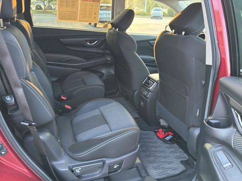 Used 2025 Subaru Ascent Premium AWD/4WD image 12