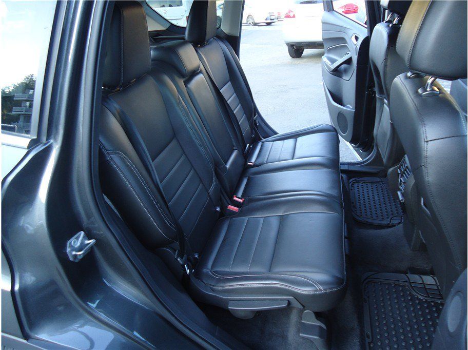 Used 2016 Ford Escape SE w/ SE Leather Comfort Package FWD image 15