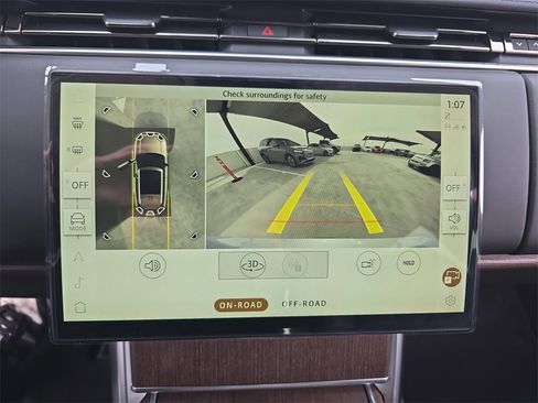 New 2026 Land Rover Range Rover SE image 24