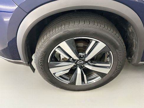Used 2026 Nissan Rogue SL AWD/4WD image 11