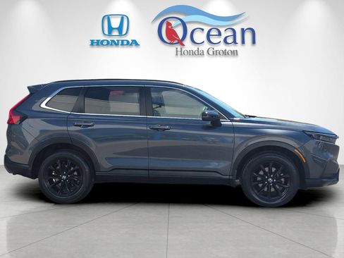 Used 2023 Honda CR-V Sport image 2