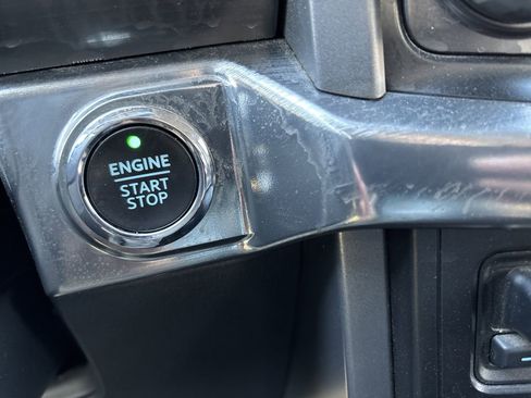 Used 2021 Ford F150 Lariat image 37