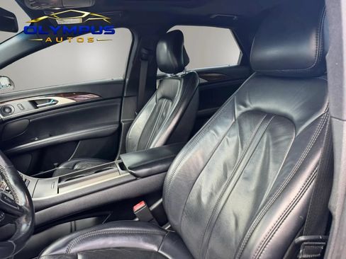 Used 2018 Lincoln MKZ Reserve w/ Climate Package FWD image 10