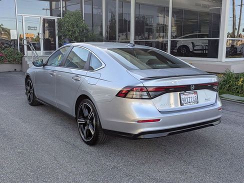 Used 2024 Honda Accord Sport image 17