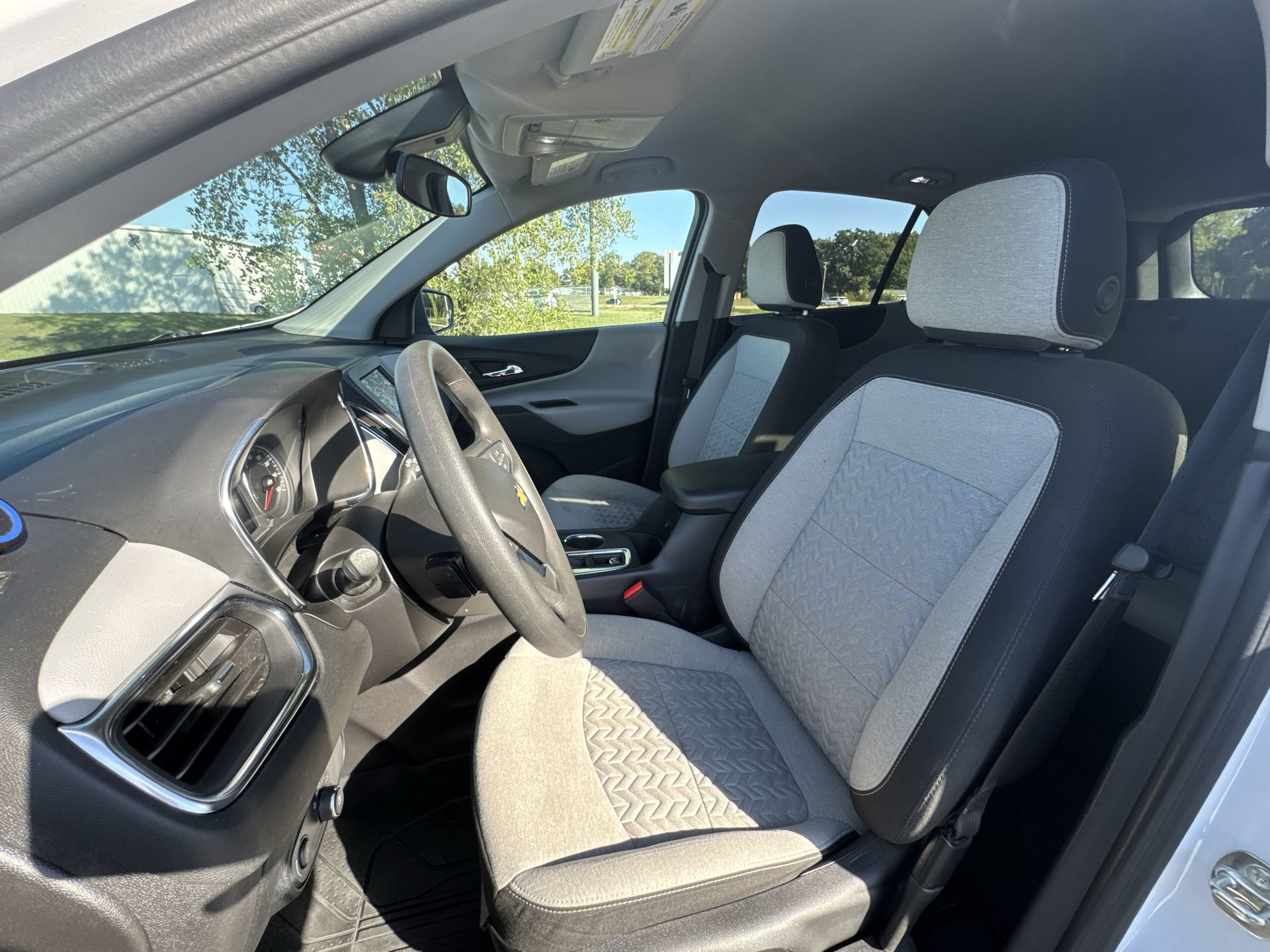 Certified 2024 Chevrolet Equinox LS w/ LS Convenience Package FWD image 11