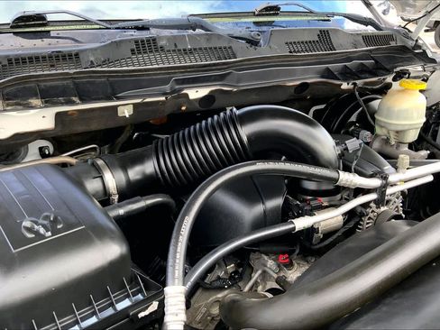 Used 2018 RAM 1500 Lone Star AWD/4WD image 30