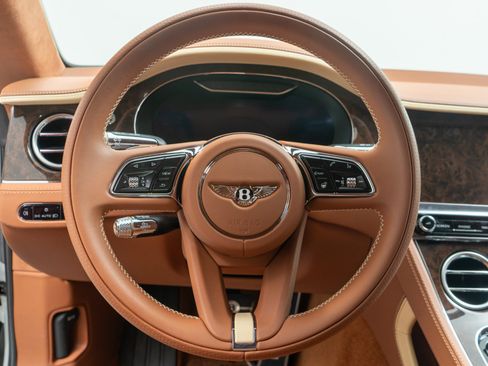 Used 2022 Bentley Continental GT Speed image 15