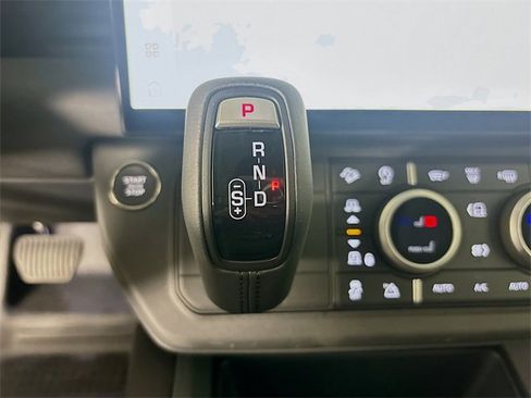 New 2026 Land Rover Defender 110 S image 18