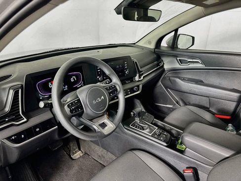Certified 2023 Kia Sportage LX AWD/4WD image 9