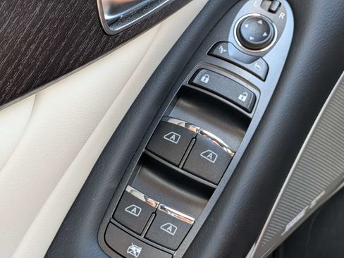 Used 2023 INFINITI Q50 Sensory RWD image 22