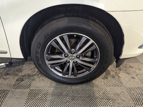 Used 2019 INFINITI QX60 Luxe w/ Essential Package image 19