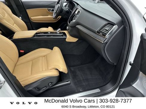 Certified 2025 Volvo XC90 T8 Ultra w/ Lounge Package AWD/4WD image 26