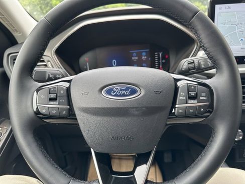 Used 2024 Ford Escape Active w/ Tech Pack #1 image 18