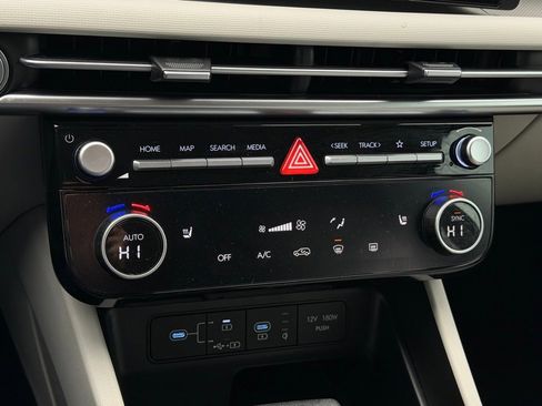 Certified 2025 Hyundai Tucson SEL image 13