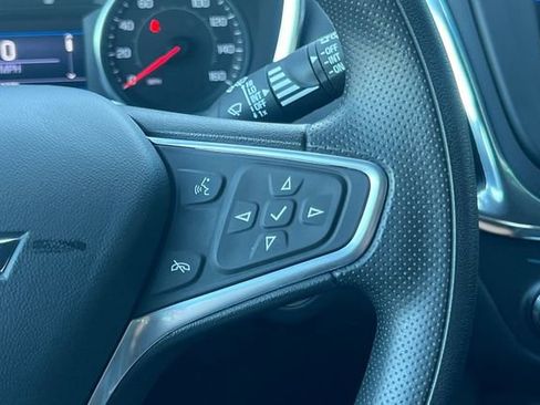 Used 2023 Chevrolet Equinox LT FWD image 32