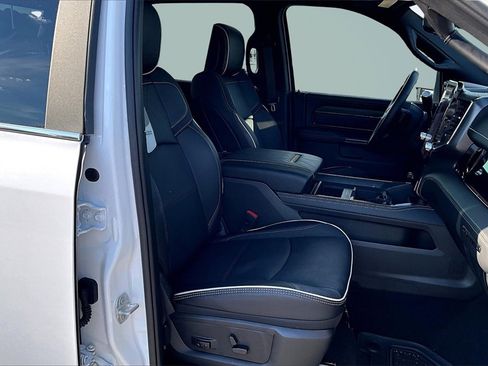 Used 2025 RAM 2500 Limited image 7