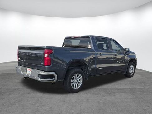 Used 2021 Chevrolet Silverado 1500 LT image 4