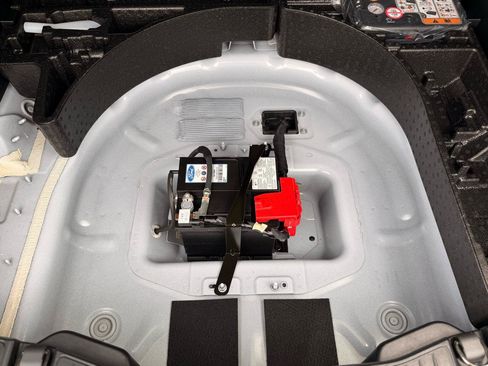 Used 2022 Ford Escape SE AWD/4WD image 15