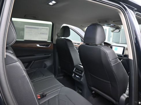 New 2026 Volkswagen Atlas SE AWD/4WD image 44