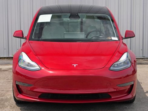 Used 2023 Tesla Model 3 Standard Range image 46