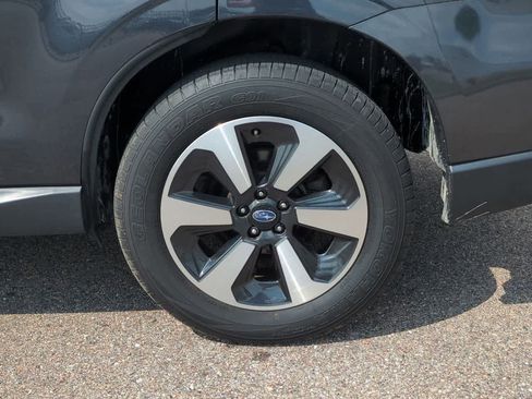 Used 2018 Subaru Forester 2.5i Premium AWD/4WD image 13