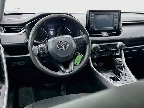 Used 2022 Toyota RAV4 LE AWD/4WD image 17