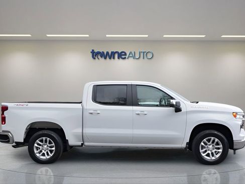 Used 2023 Chevrolet Silverado 1500 LT AWD/4WD image 7