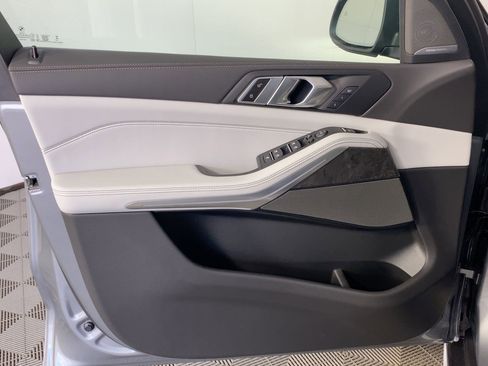 New 2026 BMW X5 sDrive40i w/ Premium Package image 10