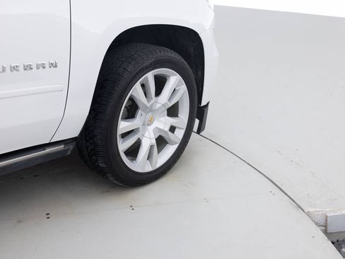 Used 2017 Chevrolet Suburban Premier image 20