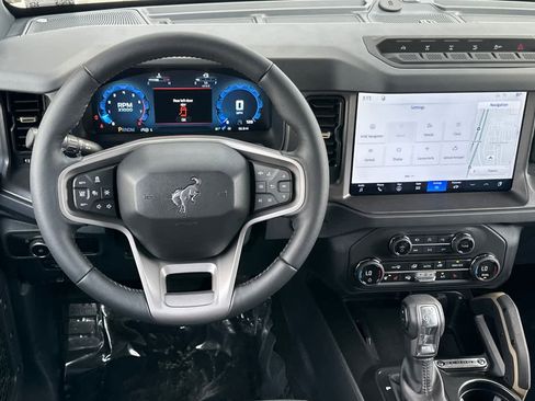 New 2026 Ford Bronco Badlands image 15