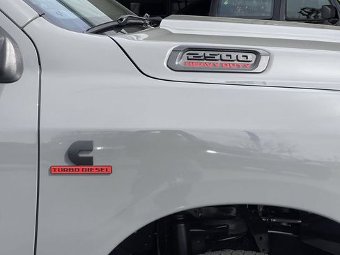 New 2026 RAM 2500 Big Horn AWD/4WD image 7