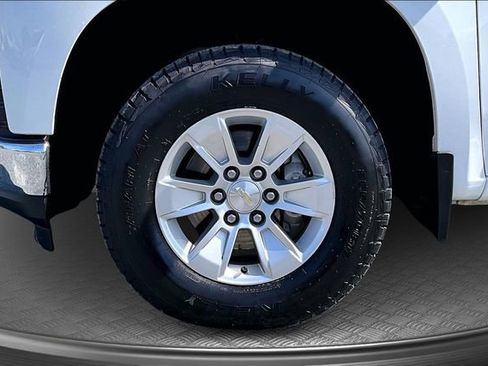 Used 2021 Chevrolet Silverado 1500 LT image 31