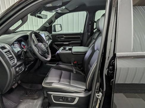 Used 2025 RAM 1500 Laramie AWD/4WD image 16