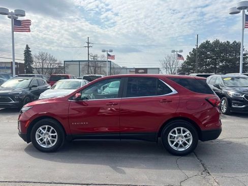 Used 2024 Chevrolet Equinox LT w/ LPO, Floor Liner Package image 8