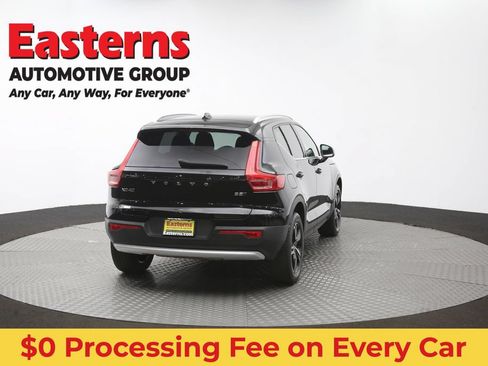 Used 2024 Volvo XC40 B5 Core AWD/4WD image 39